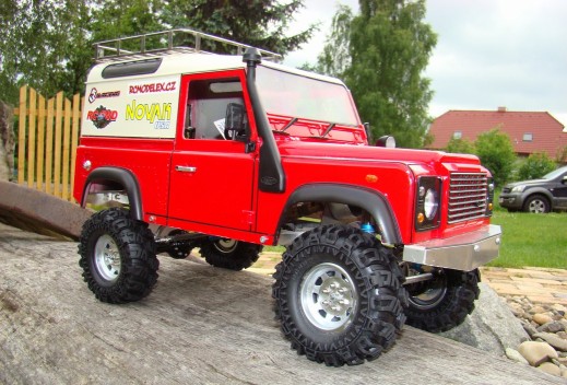 Land Rover Defender на радиоуправлении